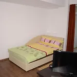 Apart La Cave